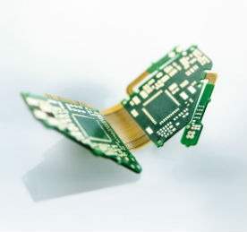 The risk-reduction quest: printed circuit boards for implantable devices