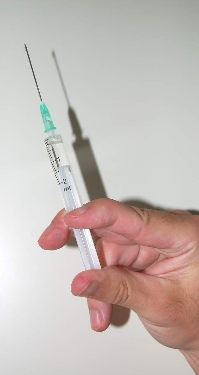 Teva receives FDA nod for generic version of EpiPen