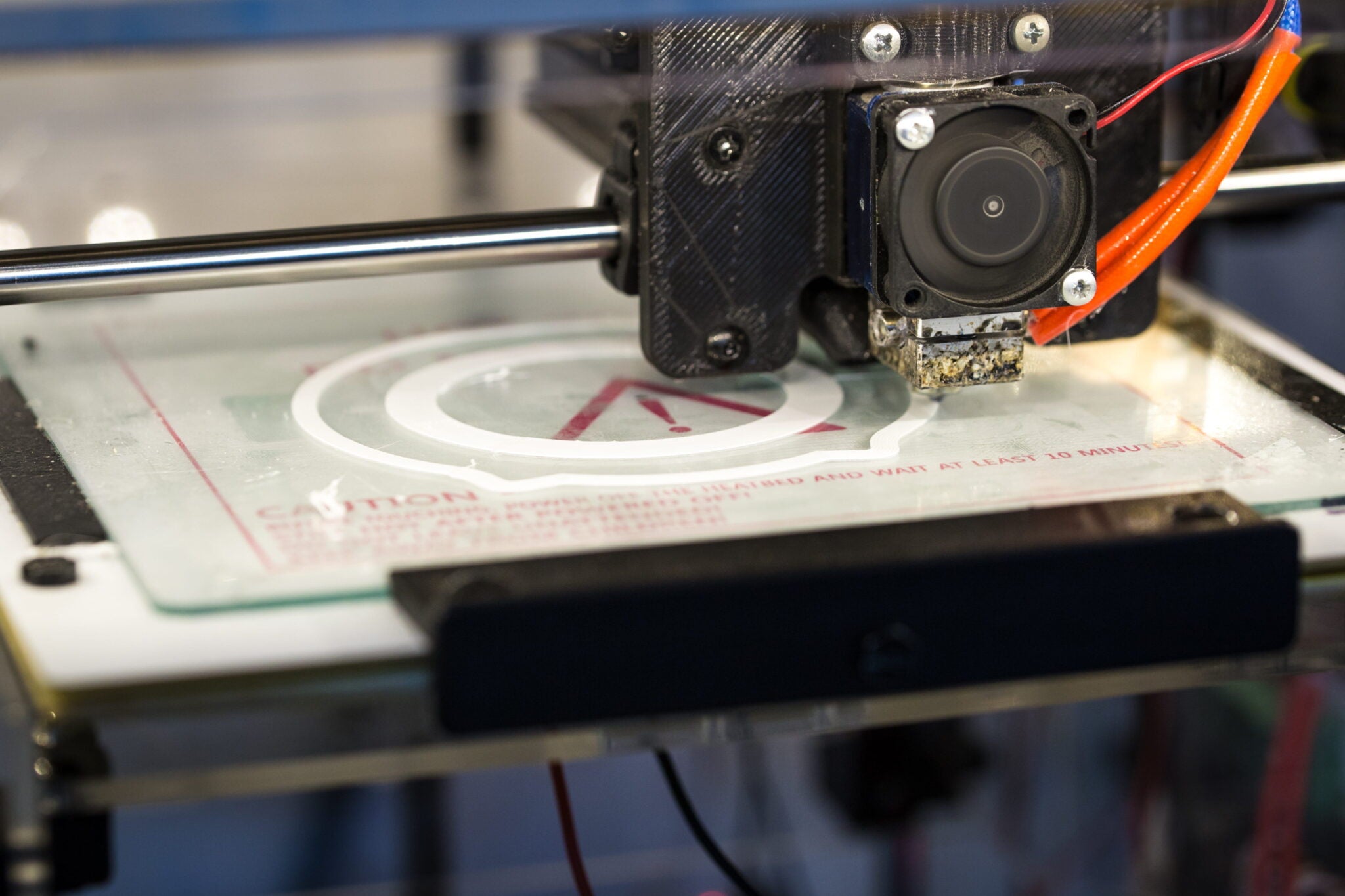 The pros and cons of using ceramics for medical devices