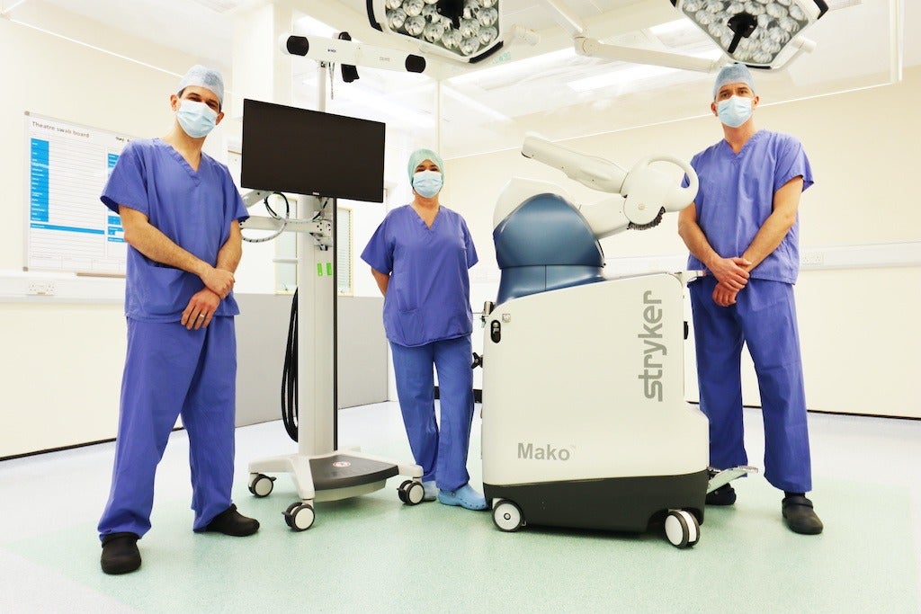 Surgical skill pitted against robotic precision in £1.6m knee replacement surgery study