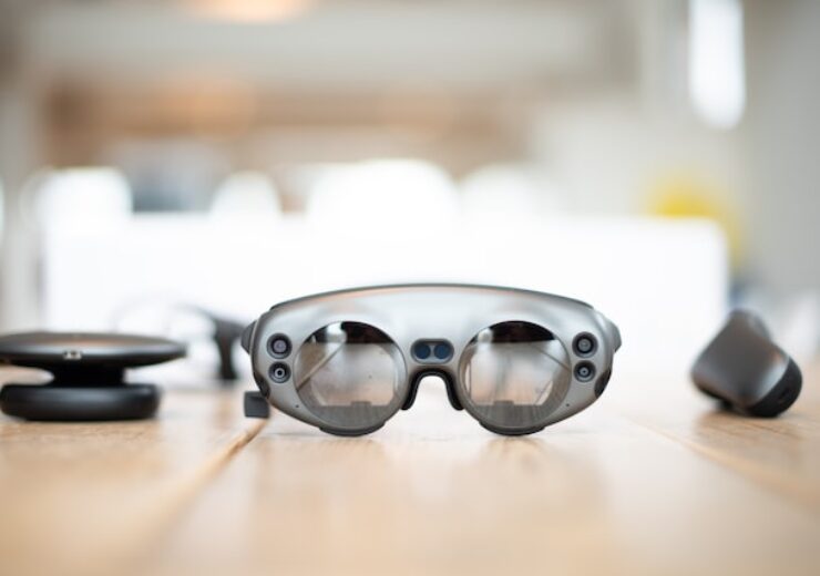 Rokid, Eyedaptic roll out EYE5 smart glasses for AMD patients