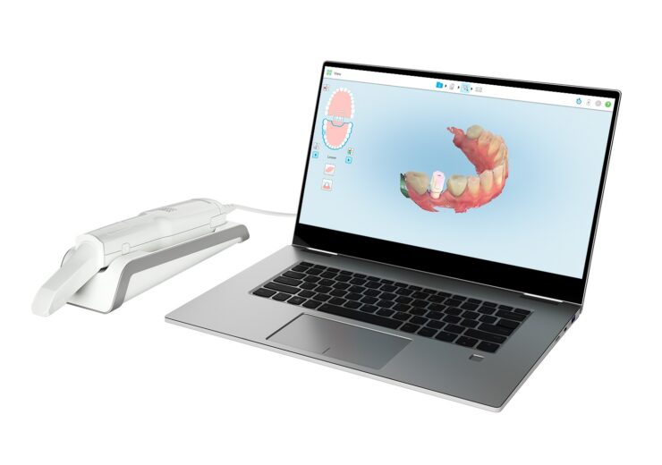 Align to supply iTero Element Flex intraoral scanners to Desktop Labs