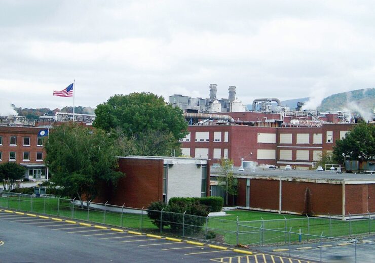 Celanese_Viscose_factory_near_Pearisburg,_Virginia_-_panoramio