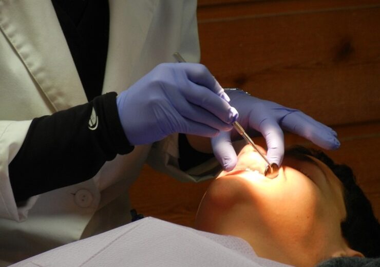 orthodontist-287285_640
